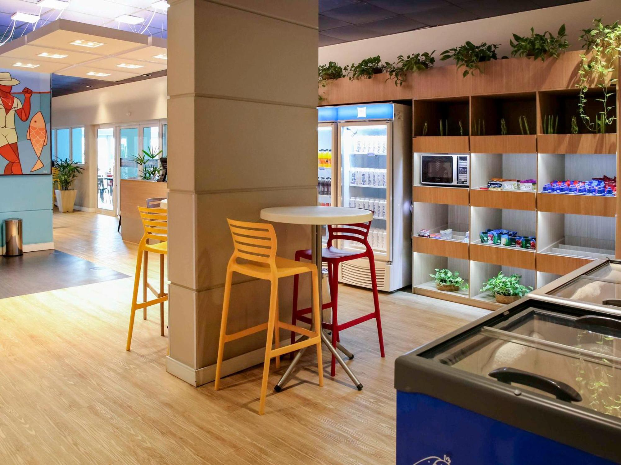 Ibis Budget Maceio Pajucara Bagian luar foto