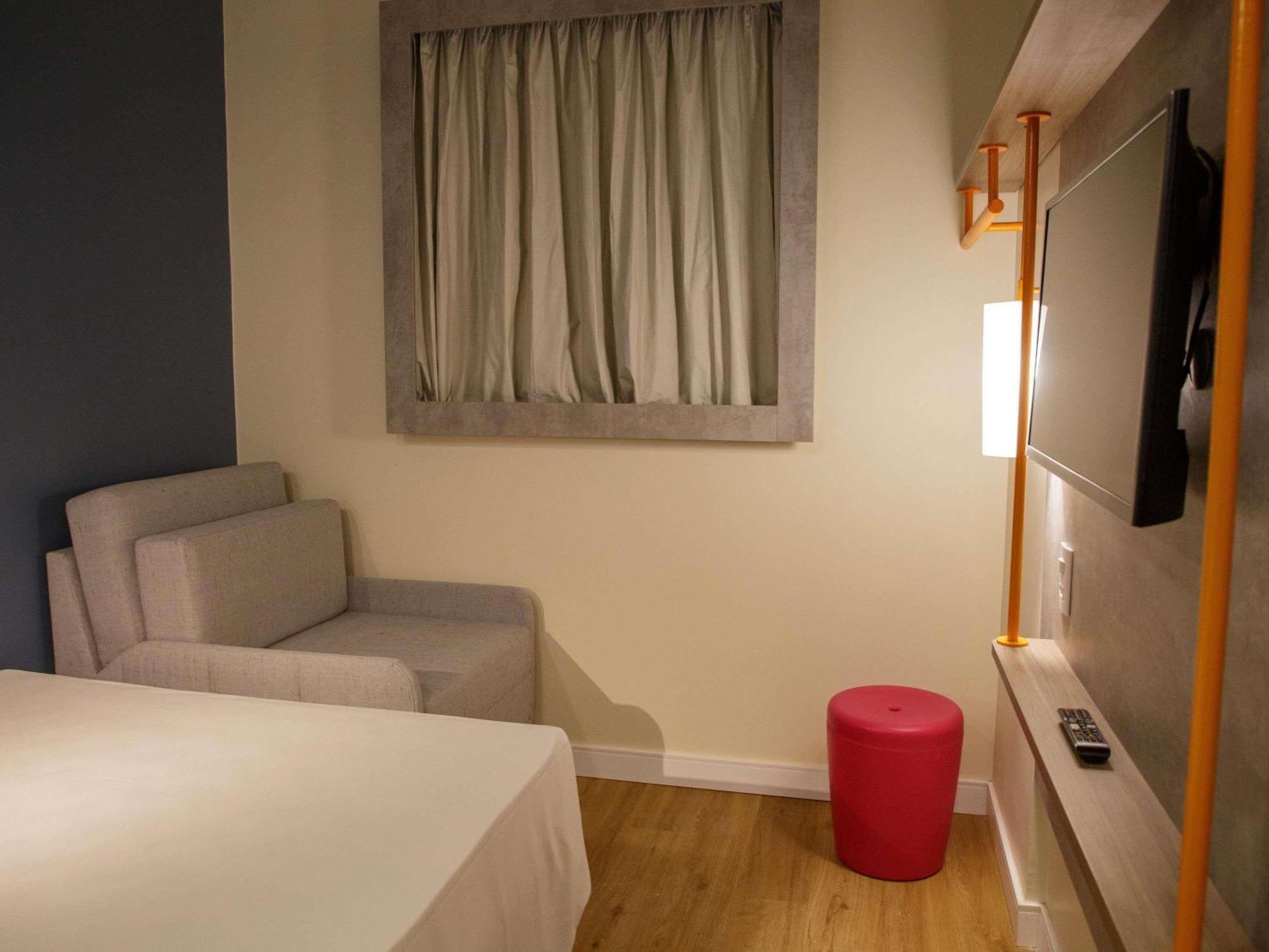Ibis Budget Maceio Pajucara Bagian luar foto